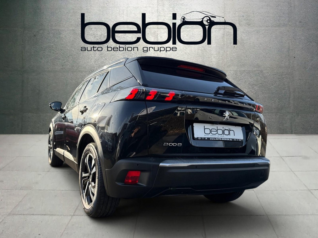 Peugeot e-2008