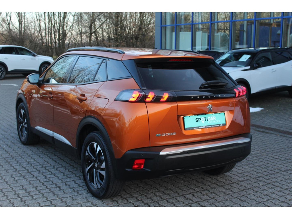 Peugeot e-2008