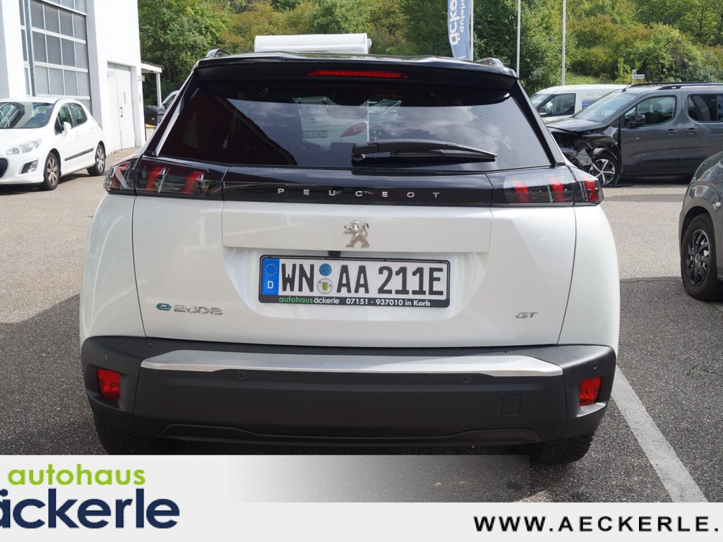 Peugeot e-2008