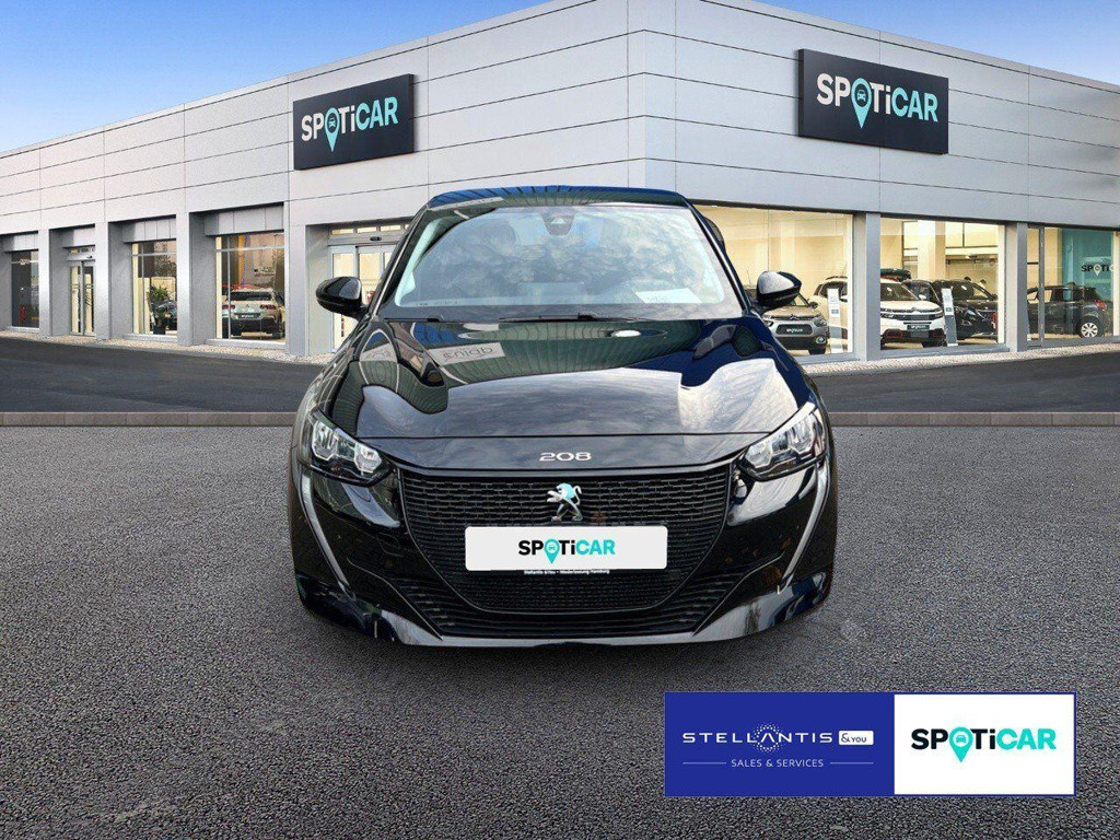 Peugeot e-208