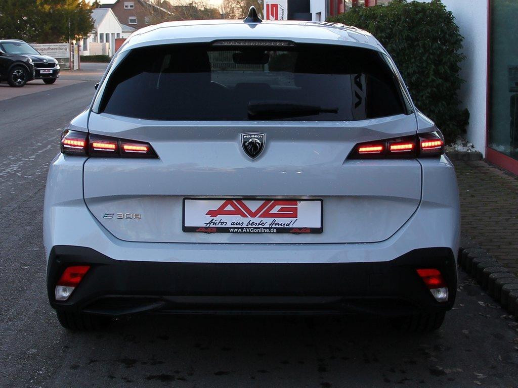 Peugeot e-308