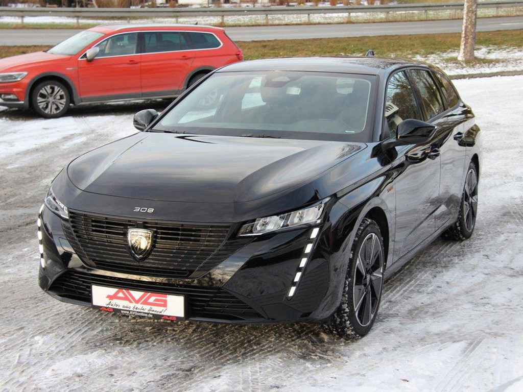 Peugeot e-308
