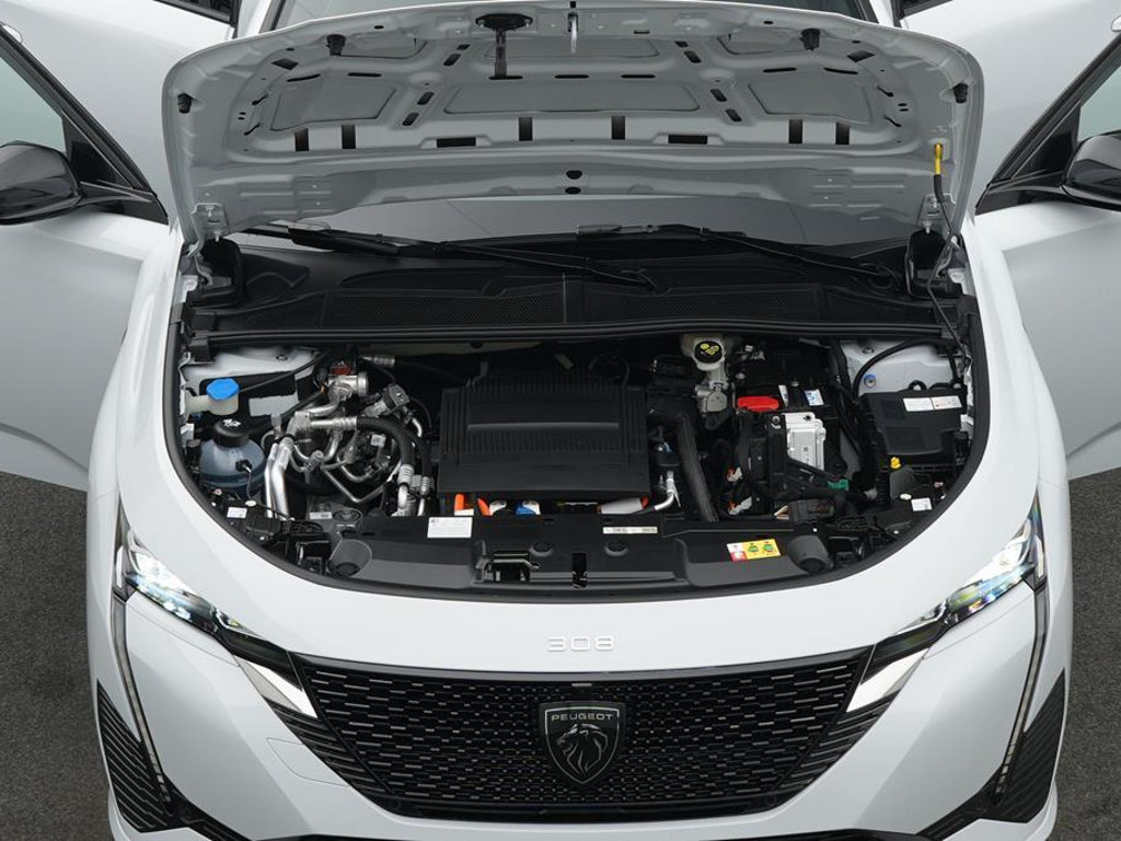 Peugeot e-308