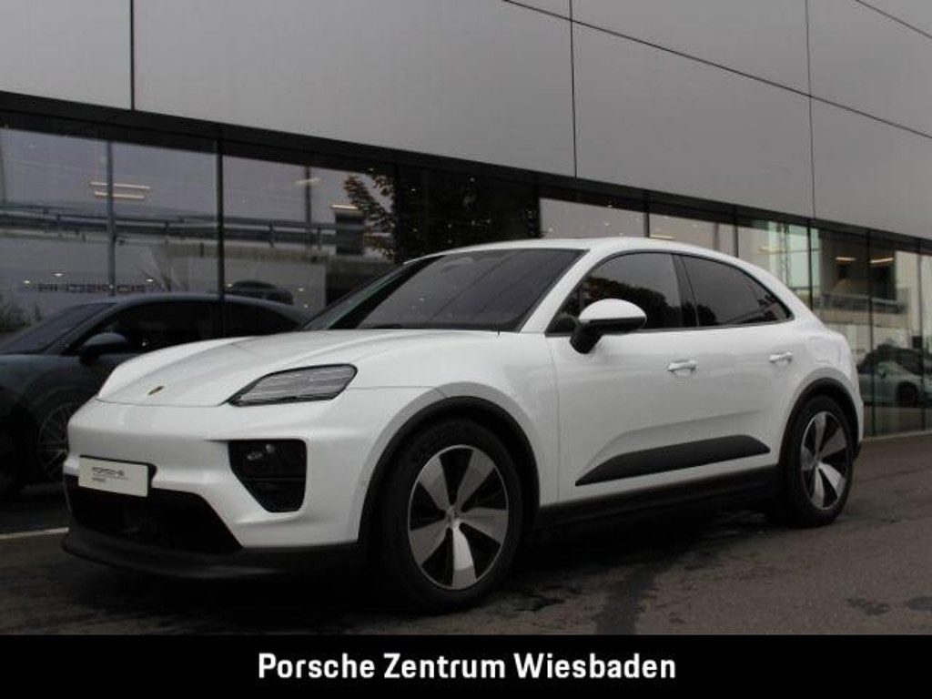 Porsche Macan 4