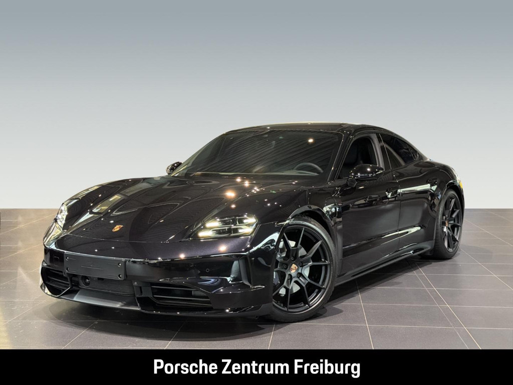 Porsche Taycan Black Edition 4
