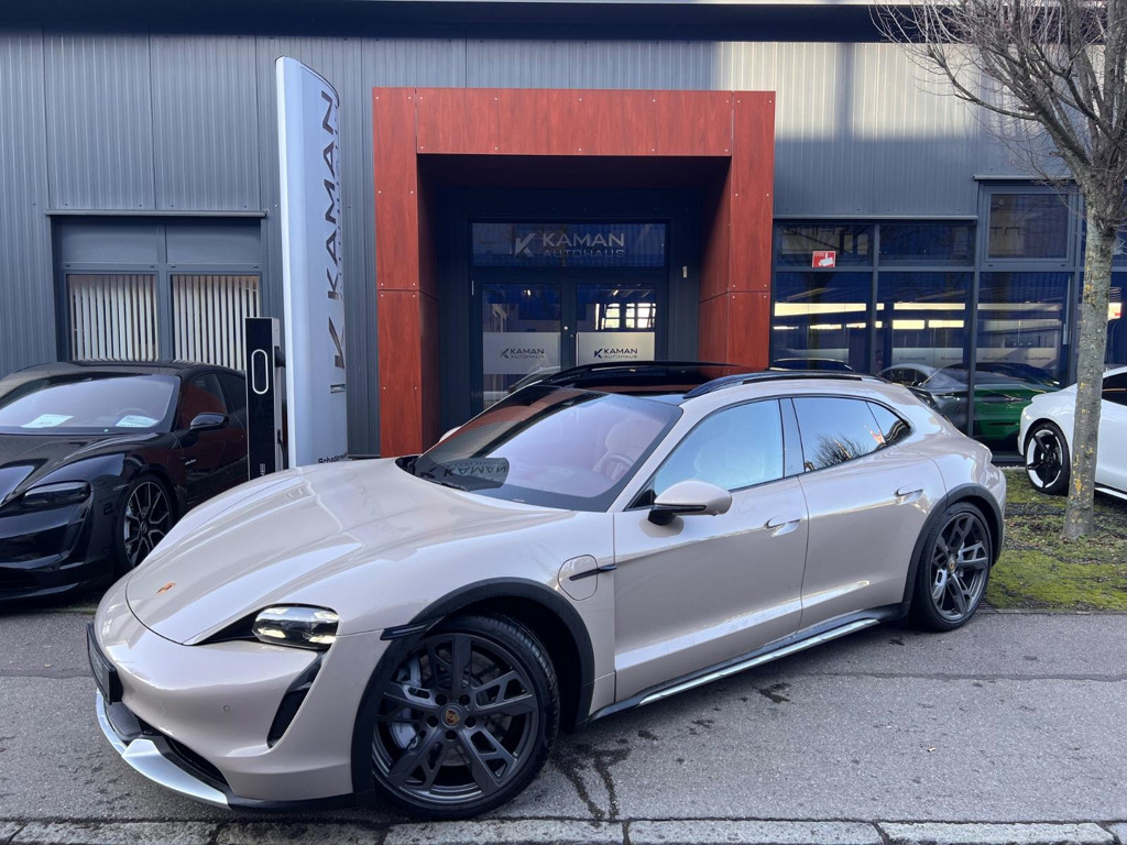 Porsche Taycan Turbo Cross Turismo