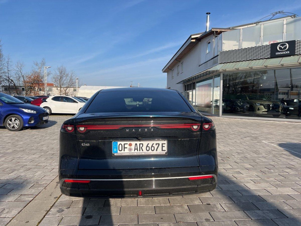 Mazda 6e