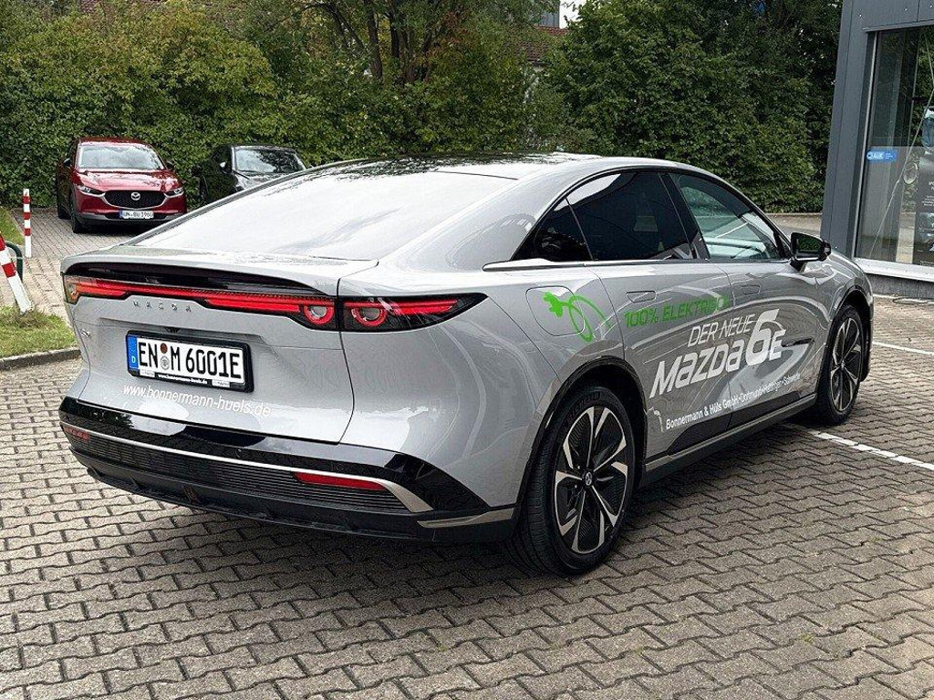 Mazda 6e