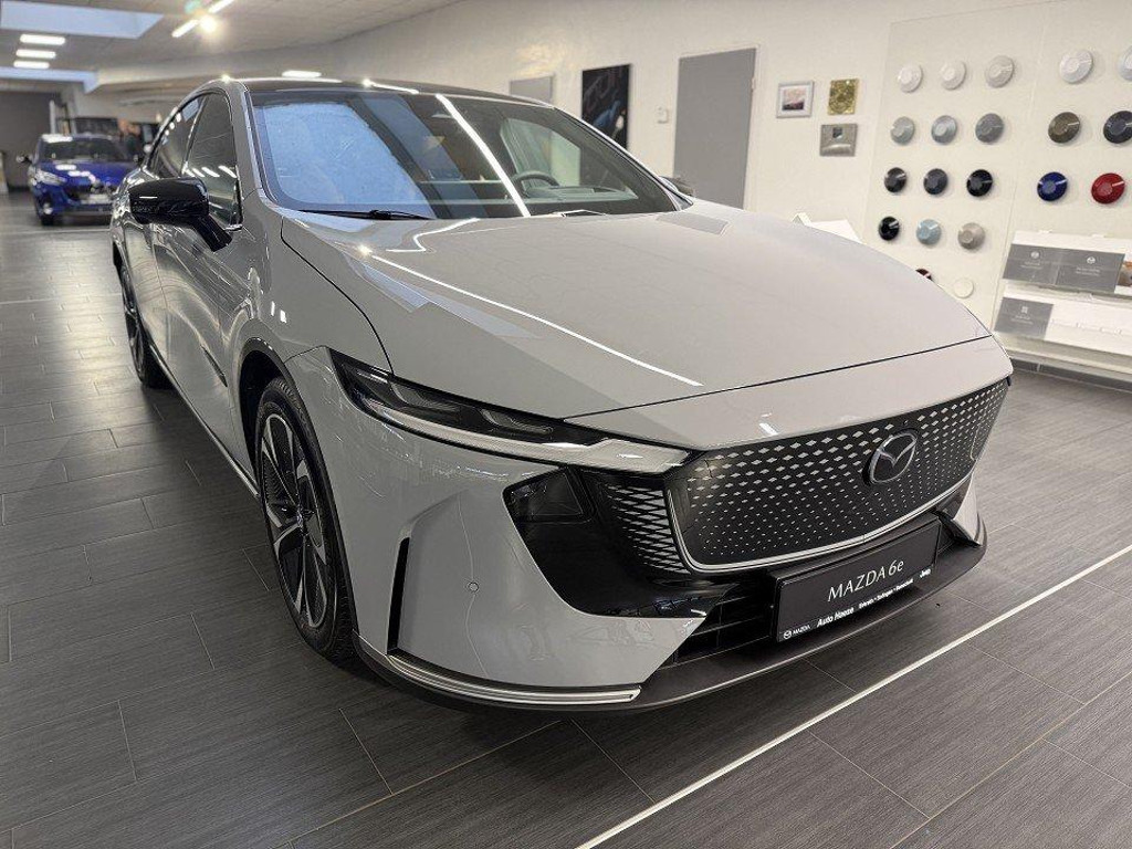 Mazda 6e Takumi Plus