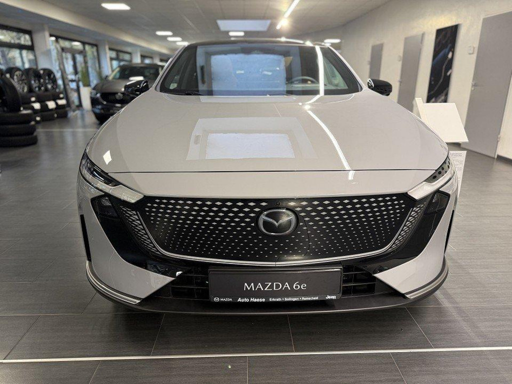 Mazda 6e