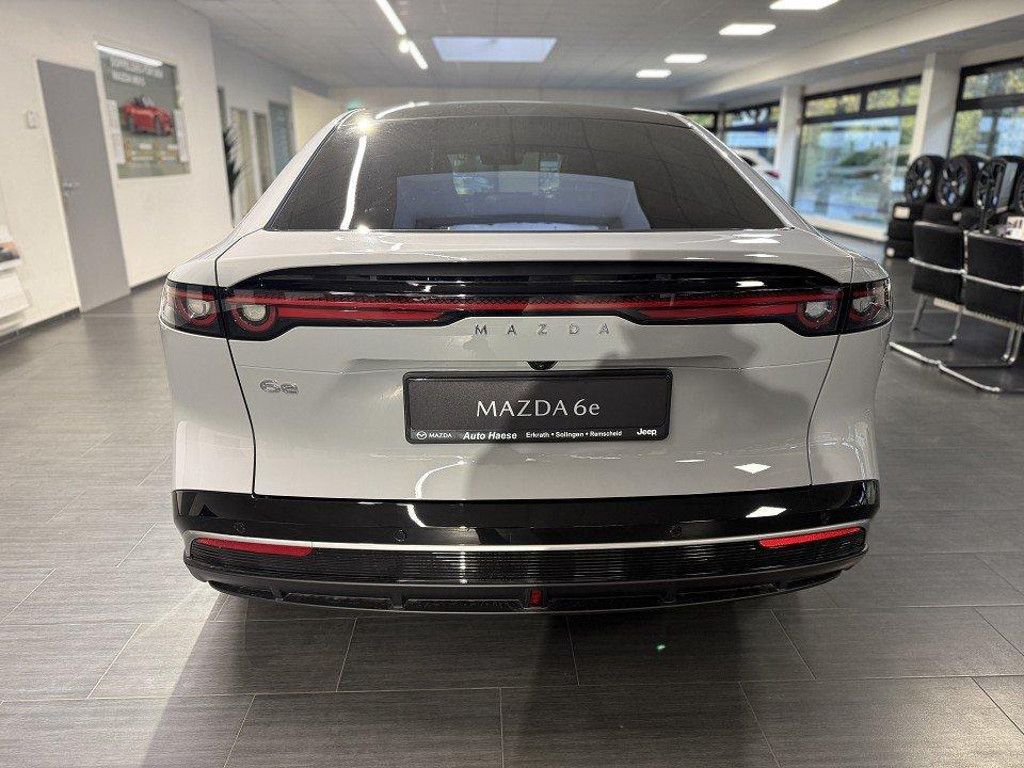 Mazda 6e
