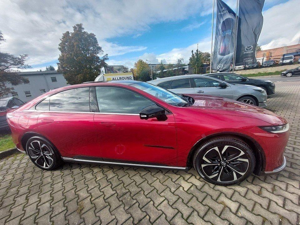 Mazda 6e