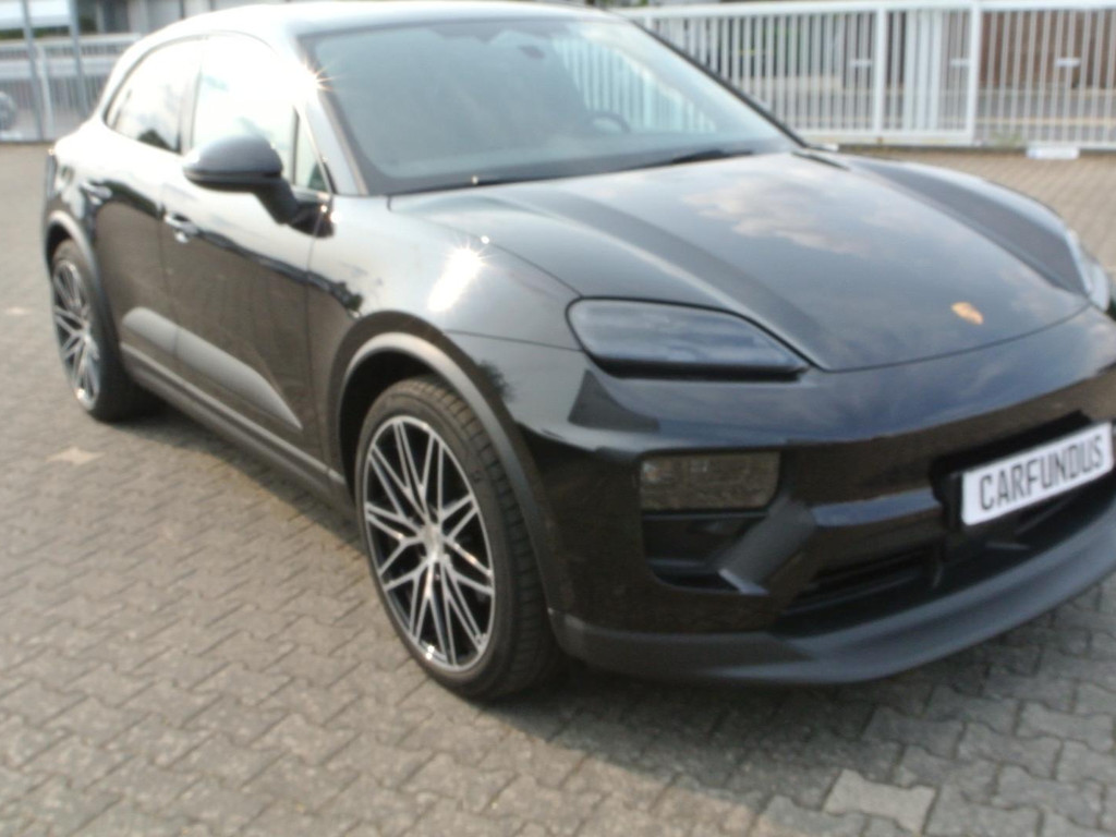 Porsche Macan 4