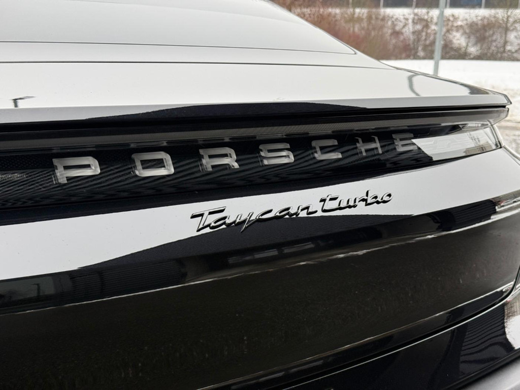 Porsche Taycan