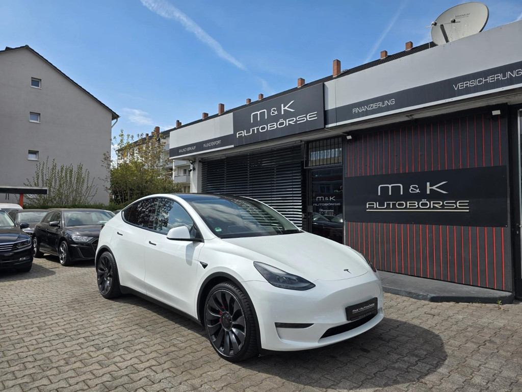 Tesla Model Y Performance Dual Motor AWD