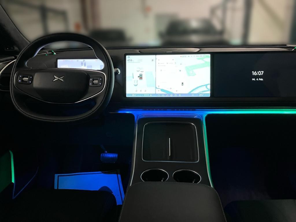 Xpeng G9