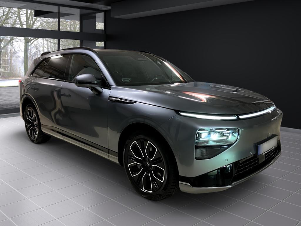 Xpeng G9