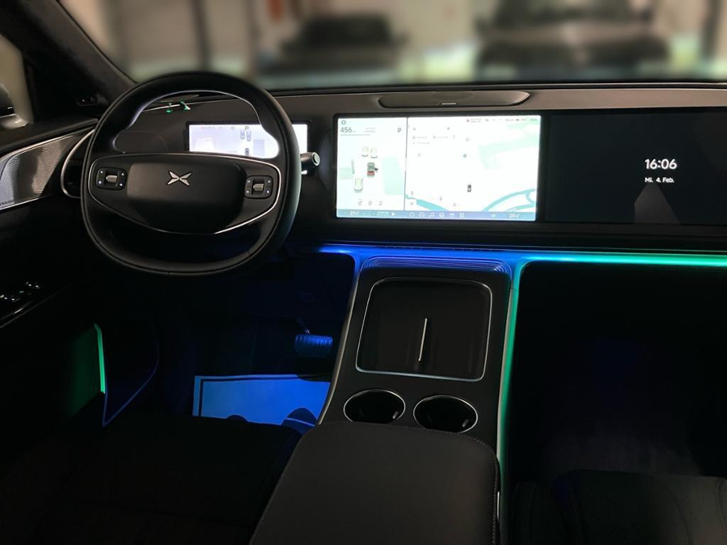 Xpeng G9