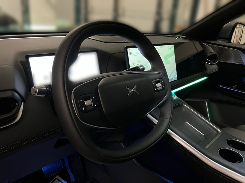 Xpeng G9