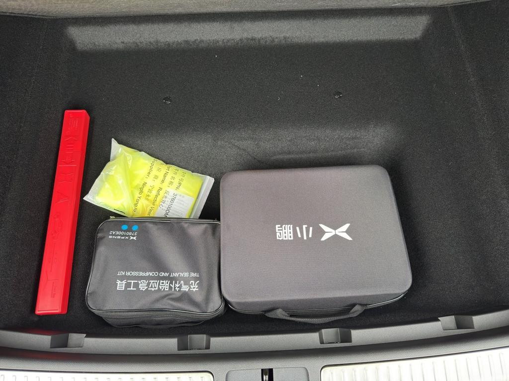 Xpeng G9