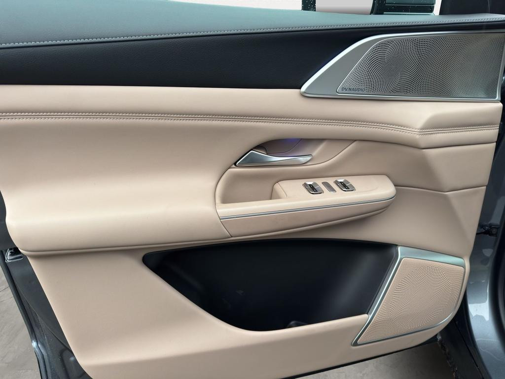 Xpeng G9