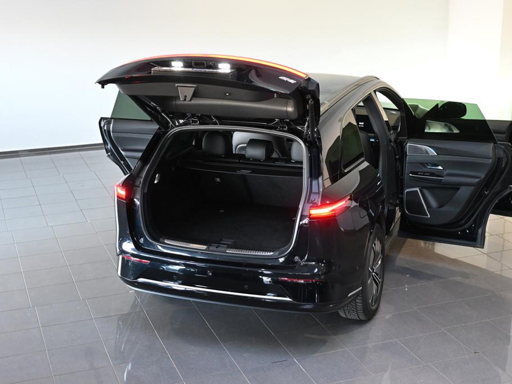 Xpeng G9