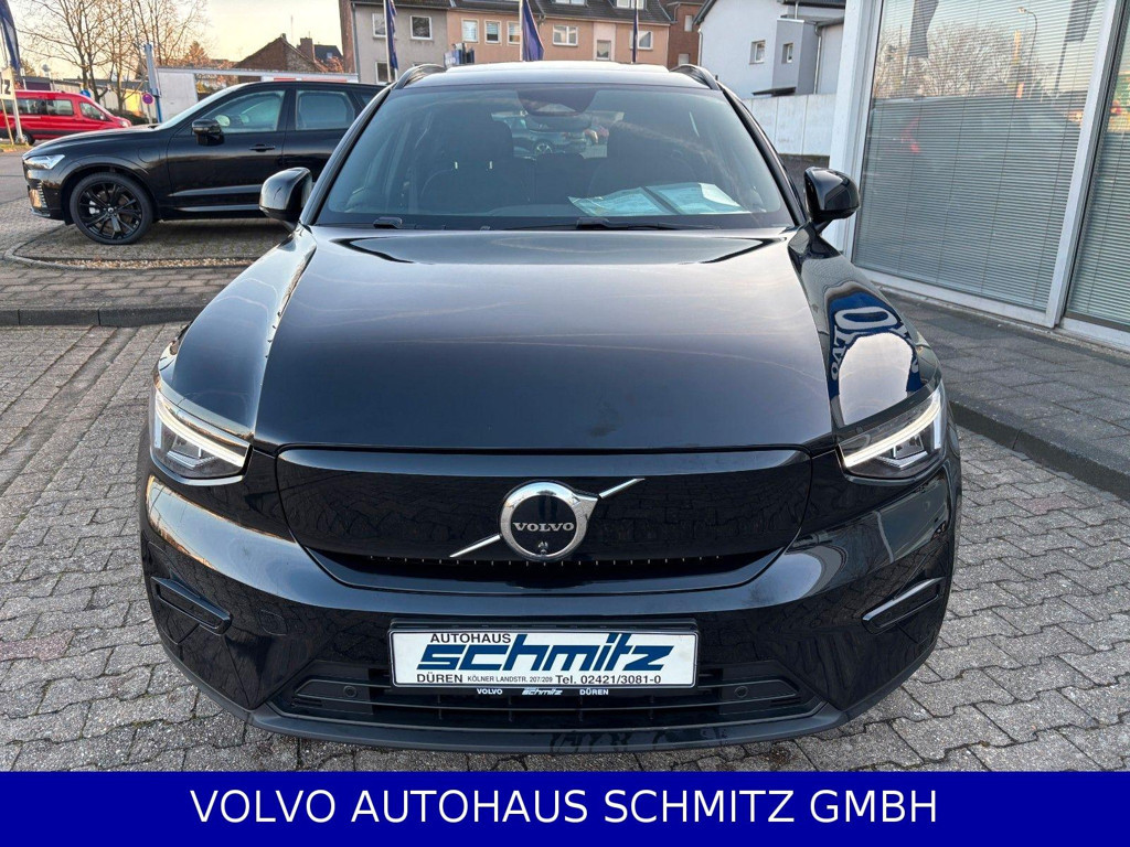 Volvo EX40