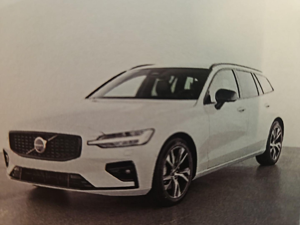 Volvo V60 Plus Dark