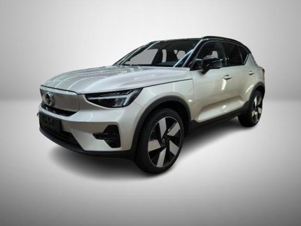 Volvo XC40 AWD