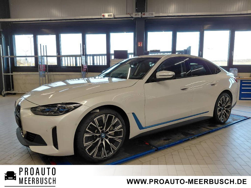 BMW i4 35 eDrive AHK/LASER/MMRY/GLASDACH/HIFI/360°