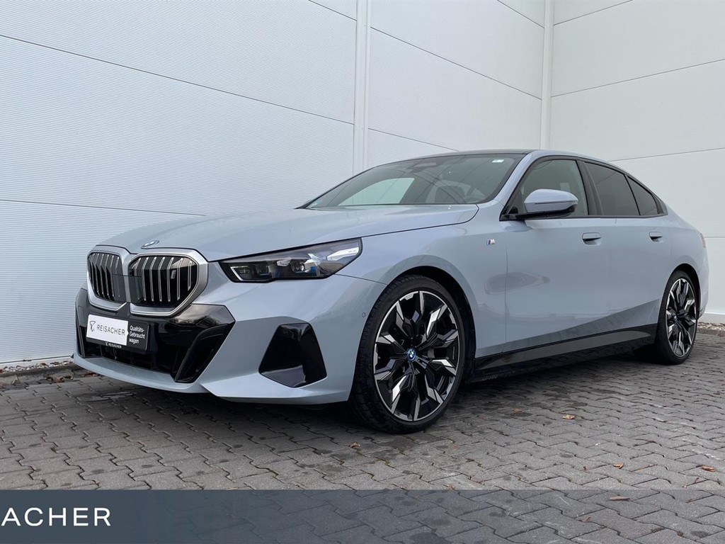 BMW i5 M-Sport Sedan