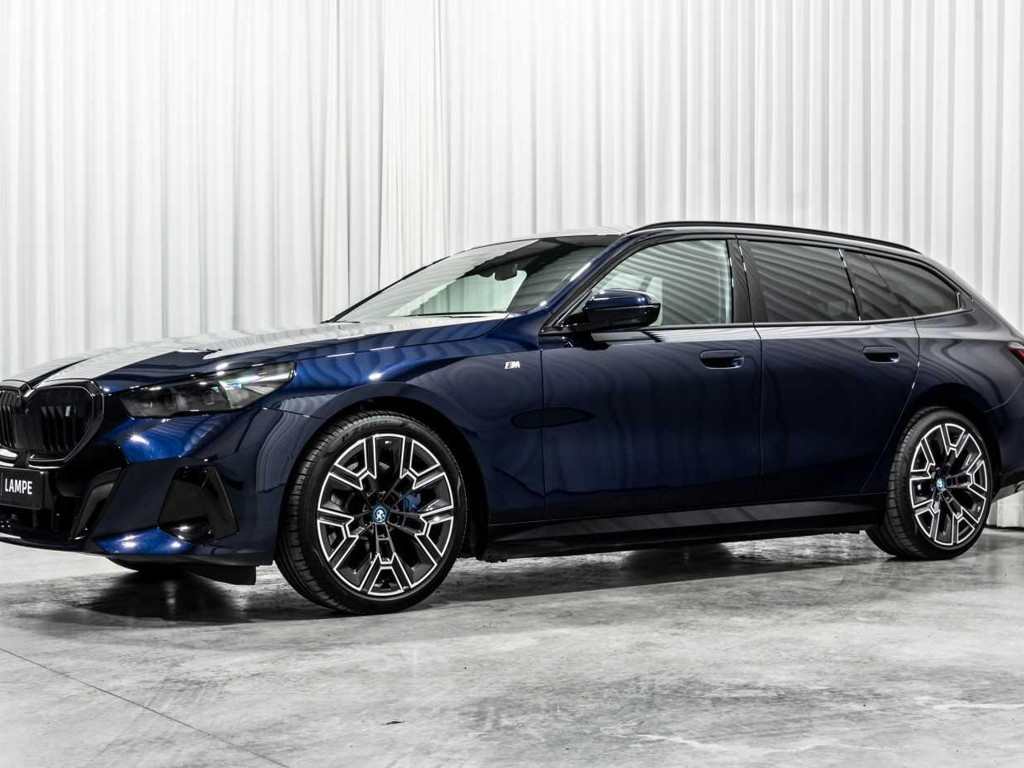 BMW i5