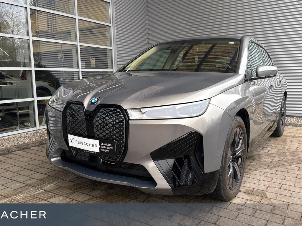 BMW iX xDrive40