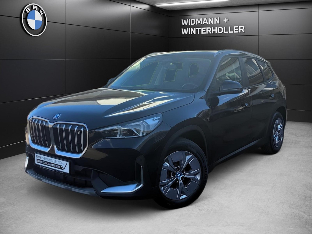 BMW iX1 xDrive30