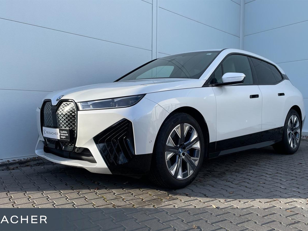 BMW iX xDrive40