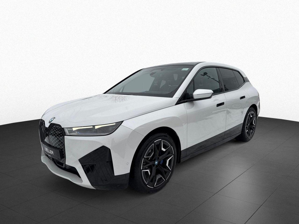 BMW iX xDrive