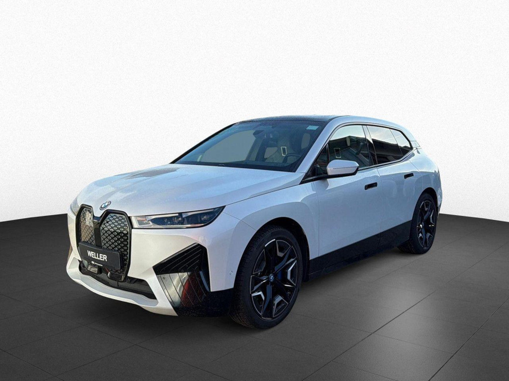 BMW iX xDrive
