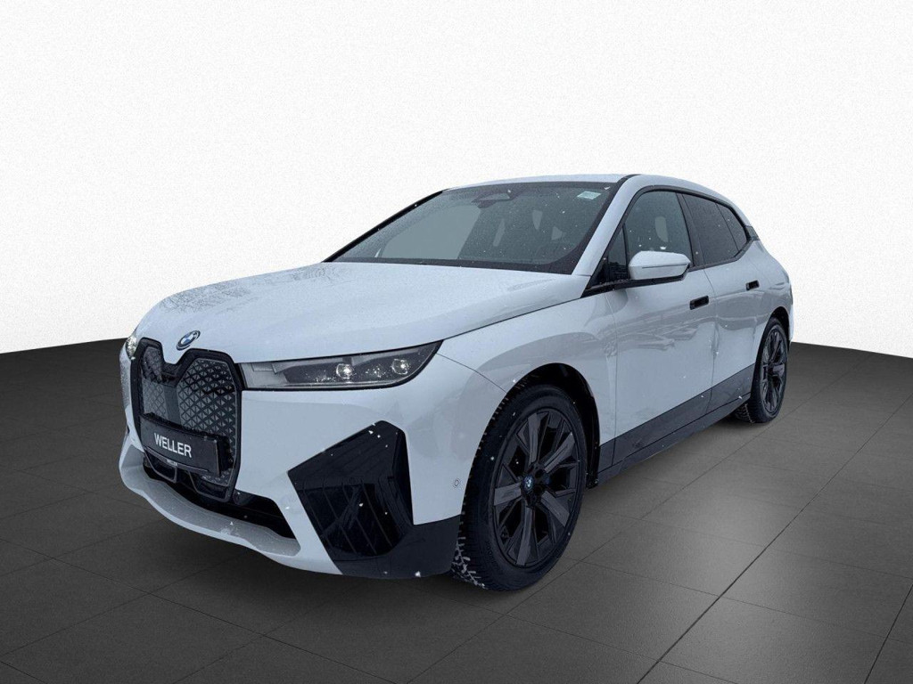 BMW iX xDrive
