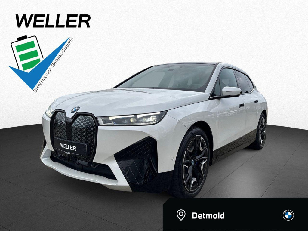 BMW iX xDrive