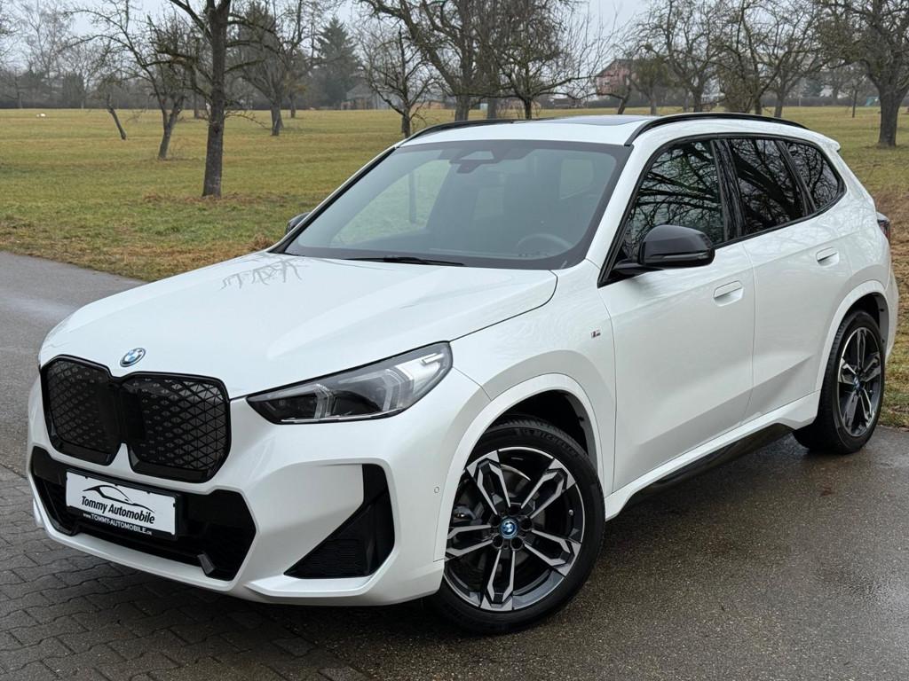 BMW iX1 xDrive