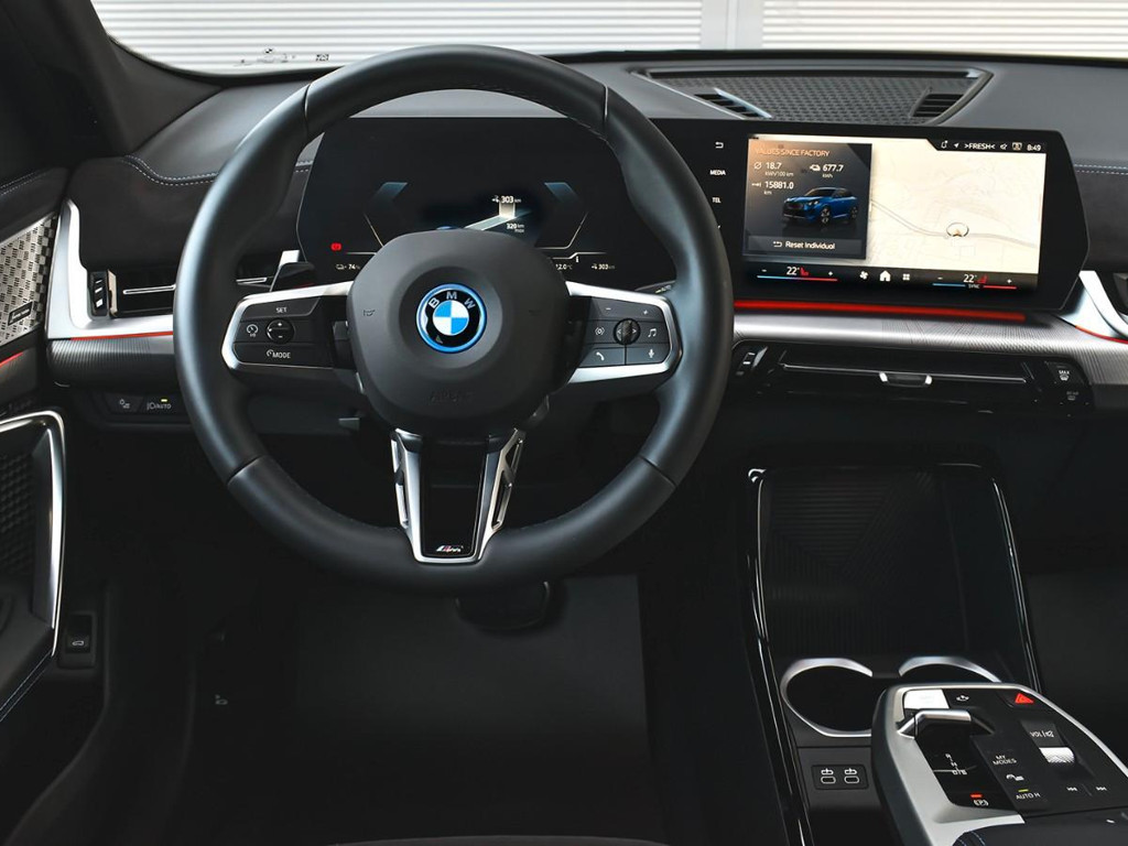 BMW iX2
