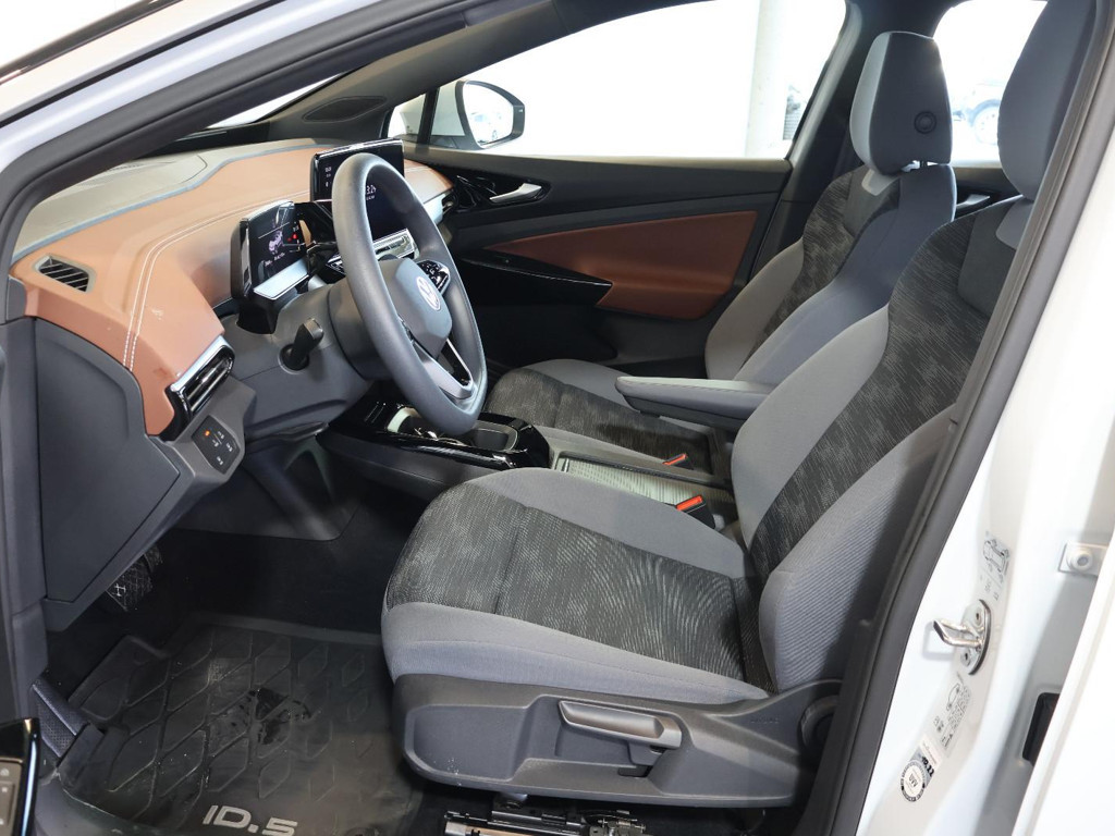 Volkswagen ID.5