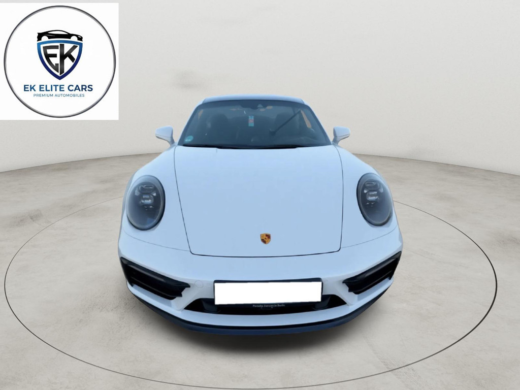 Porsche 992 GTS Carrera Coupé 4