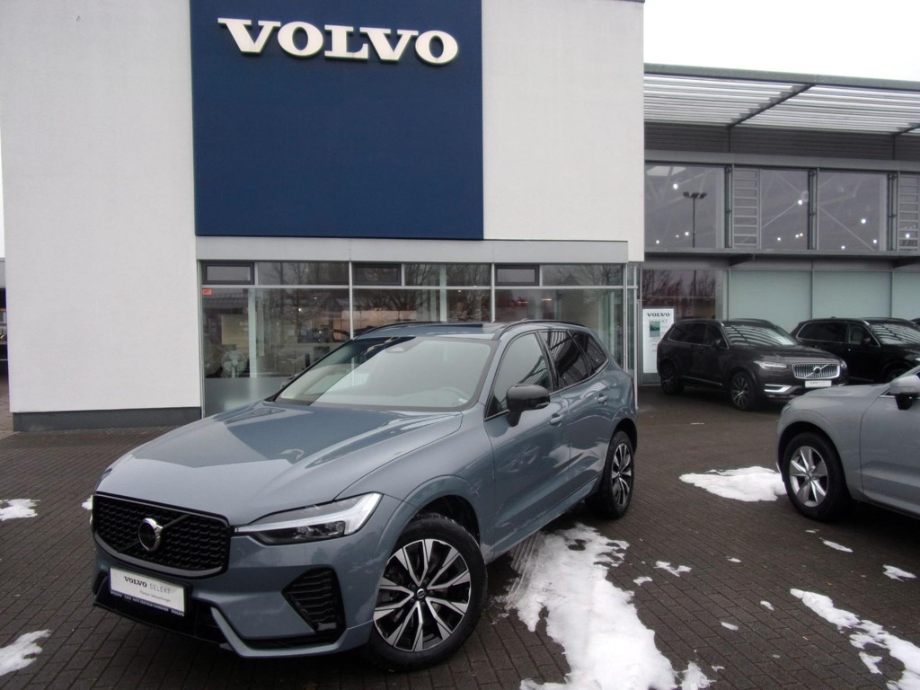 Volvo XC60 AWD Plus Dark