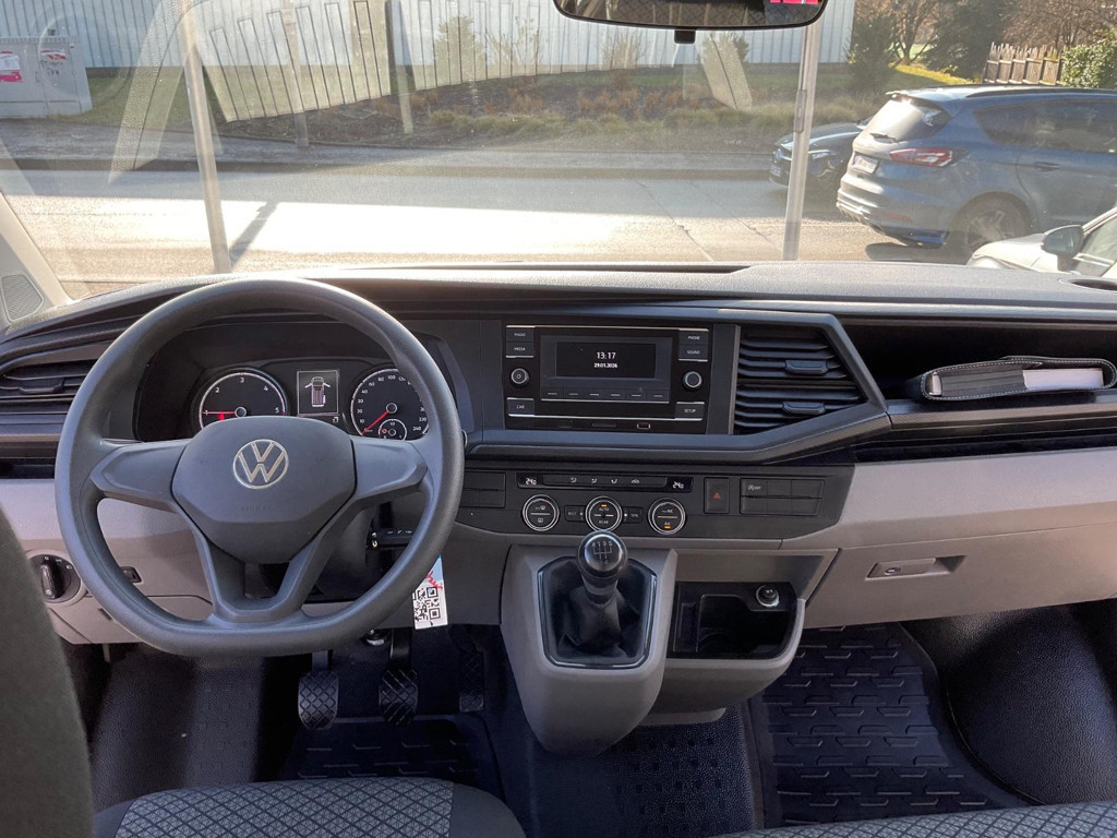 Volkswagen Caravelle