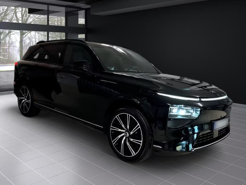 Xpeng G9