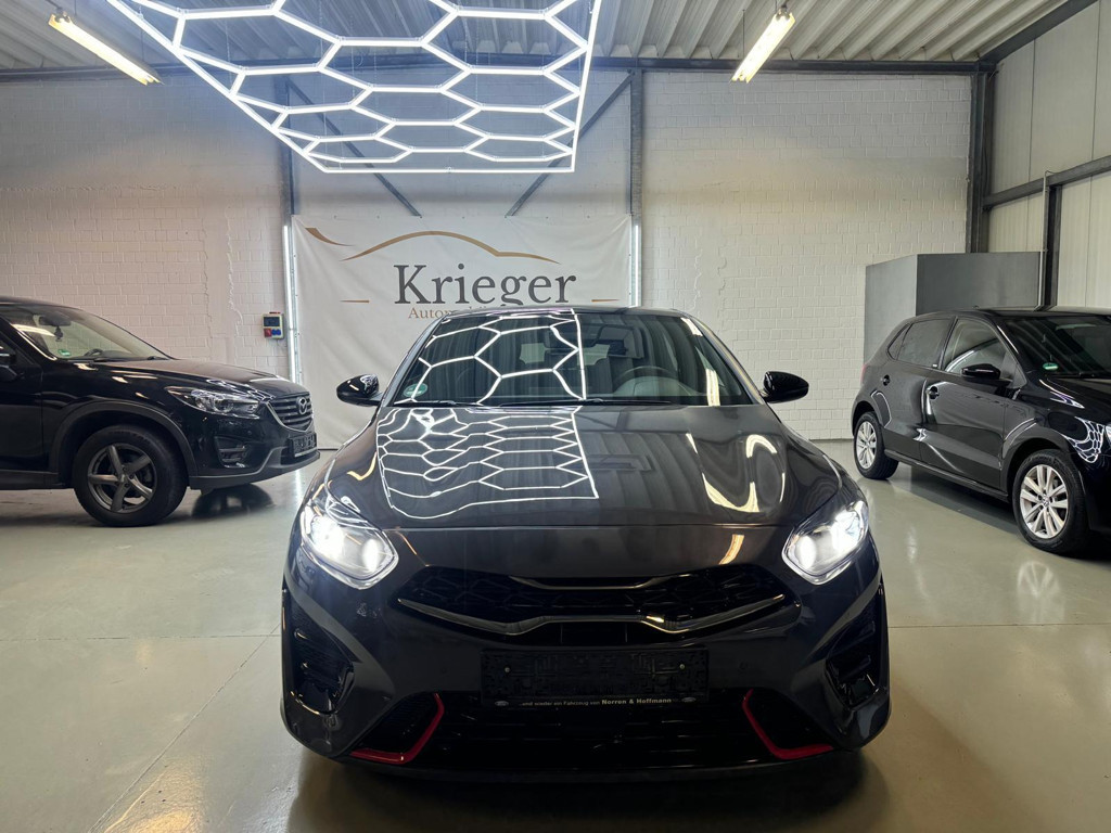 Kia ProCeed