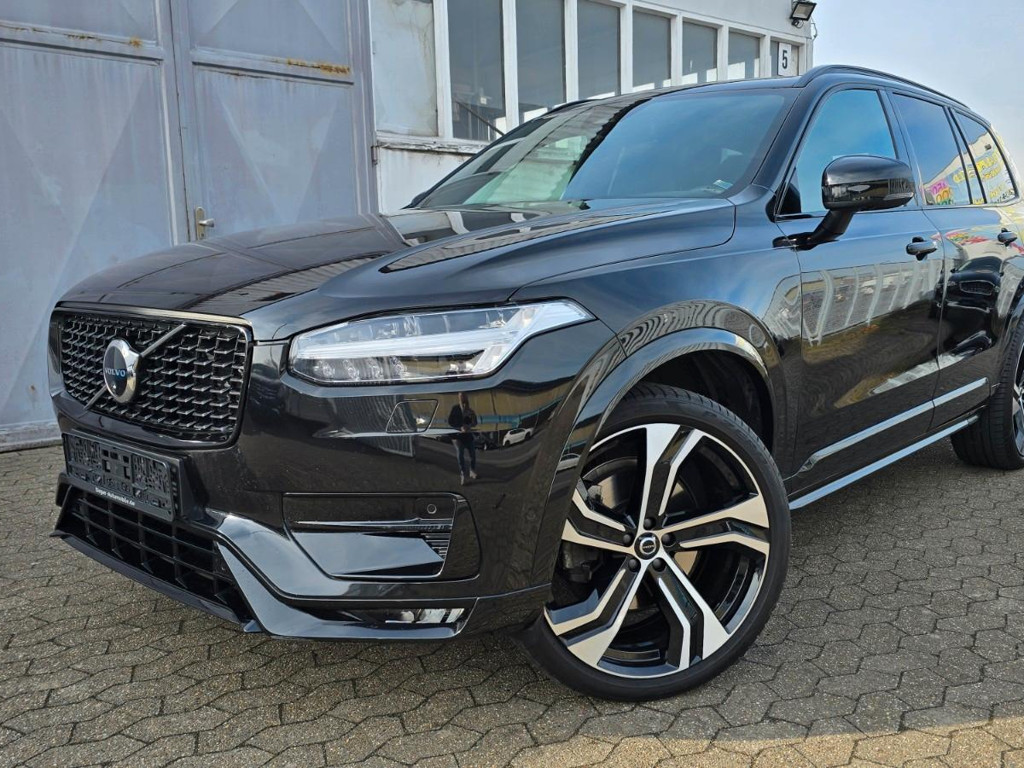 Volvo XC90 AWD Plus Dark