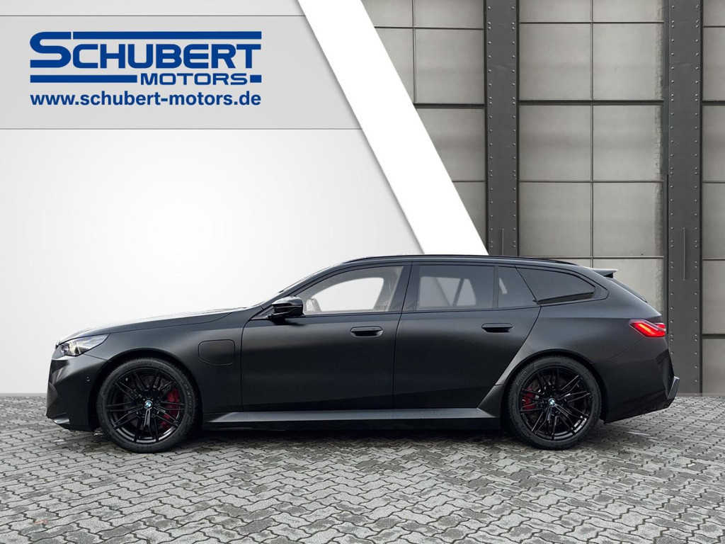 BMW M5 Touring Park-Assistent HuD BuW AHK