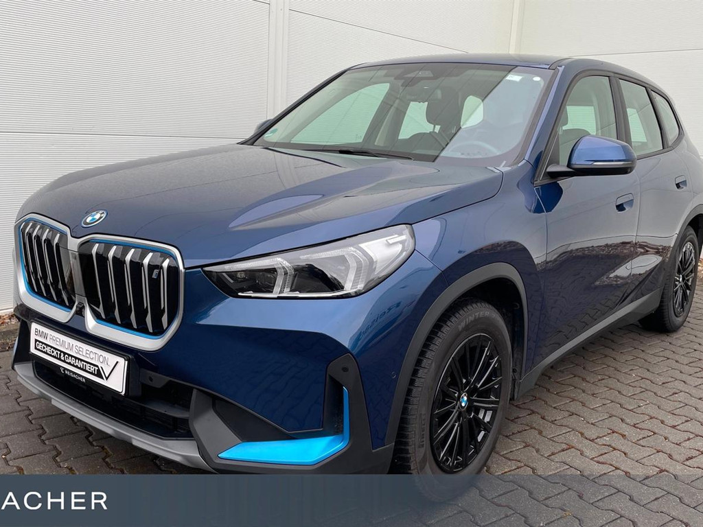 BMW iX1 xDrive30